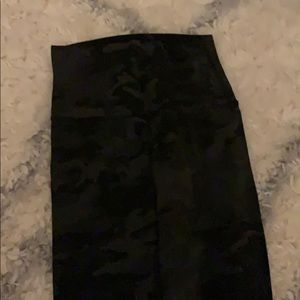 Lulu lemon green camo leggings